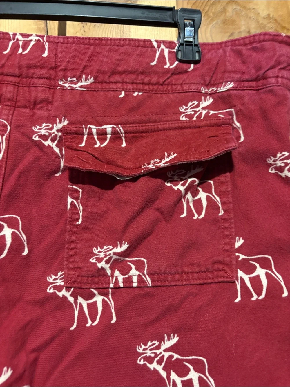 Abercrombie & Fitch Burgundy Moose-Print Quality Comfy Wear